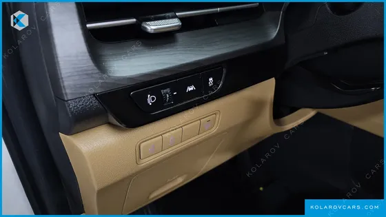 KIA CARNIVAL DIESEL 9-SEATER PRESTIGE