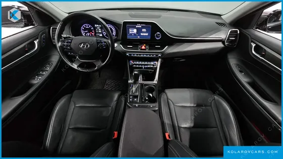 HYUNDAI GRANDEUR 3.0 LPI EXCLUSIVE (RENTAL CAR)