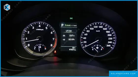 HYUNDAI GRANDEUR 3.0 LPI EXCLUSIVE (RENTAL CAR)