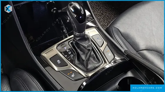HYUNDAI GRANDEUR HG240 LUXURY