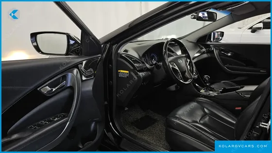 HYUNDAI GRANDEUR HG240 LUXURY