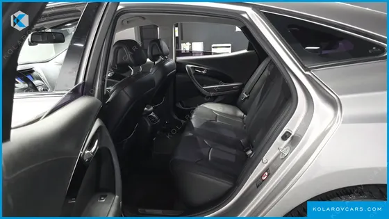 HYUNDAI GRANDEUR HG240 LUXURY