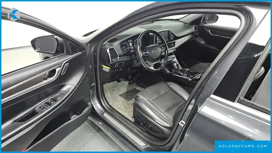 HYUNDAI GRANDEUR 3.0 LPI EXCLUSIVE (RENTAL CAR)