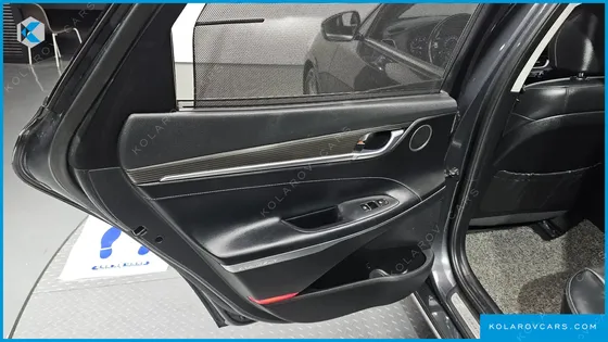 HYUNDAI GRANDEUR 3.0 LPI EXCLUSIVE (RENTAL CAR)