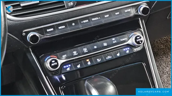 HYUNDAI GRANDEUR 3.0 LPI EXCLUSIVE (RENTAL CAR)