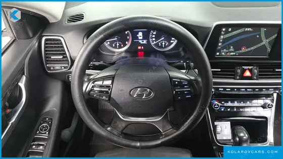 HYUNDAI GRANDEUR 3.0 LPI MODERN (RENTAL CAR)