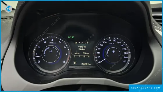 HYUNDAI GRANDEUR HG300 PREMIUM