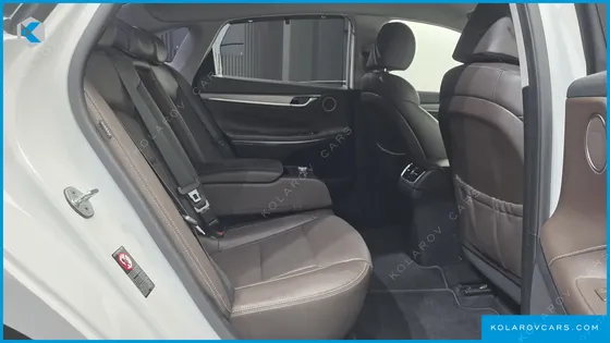 HYUNDAI GRANDEUR 2.4 PREMIUM