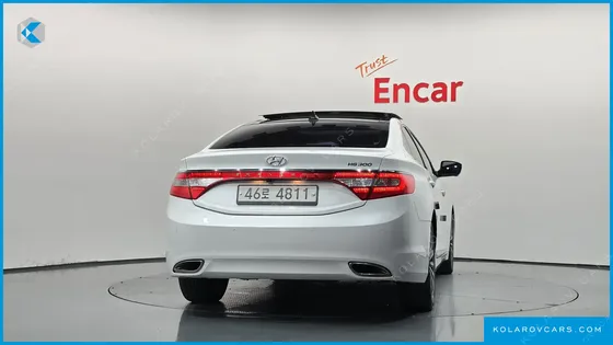 HYUNDAI GRANDEUR HG300 PREMIUM