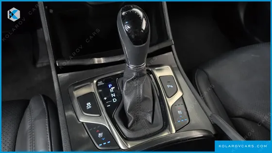 HYUNDAI GRANDEUR HG300 PREMIUM