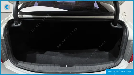 HYUNDAI GRANDEUR HG300 PREMIUM