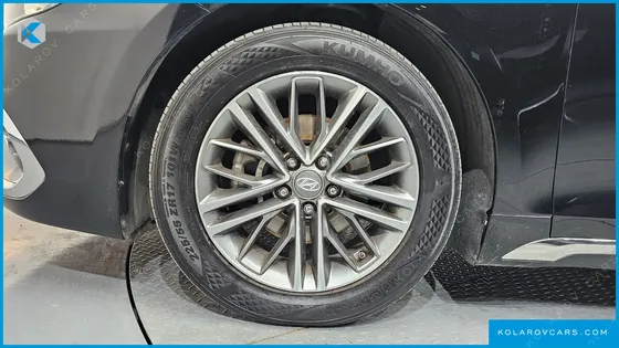 HYUNDAI GRANDEUR 3.0 LPI MODERN (RENTAL CAR)