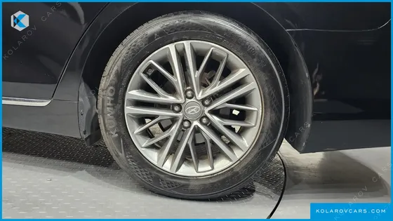 HYUNDAI GRANDEUR 3.0 LPI MODERN (RENTAL CAR)