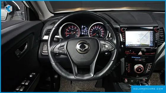 KGM - SSANGYONG TIVOLI VX 2WD