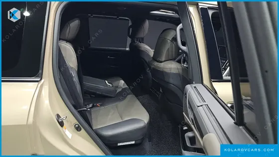 LEXUS LX 700H OVERTRAIL