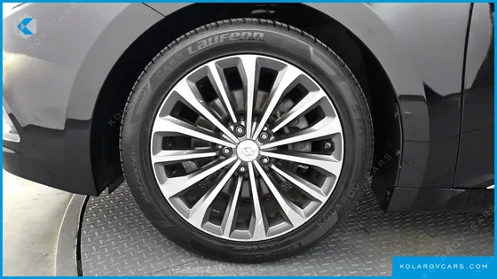 HYUNDAI GRANDEUR HG300 EXCLUSIVE