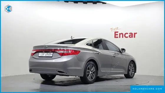 HYUNDAI GRANDEUR HG240 MODERN