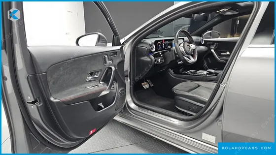 MERCEDES A-CLASS A250 4MATIC SEDAN