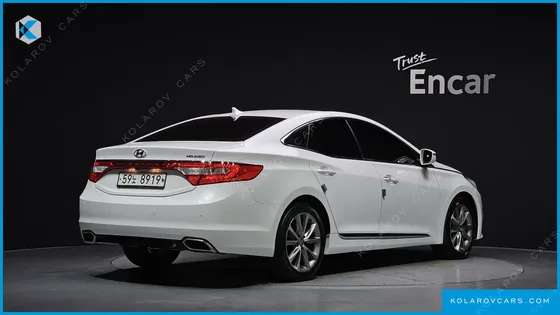 HYUNDAI GRANDEUR HG240 MODERN