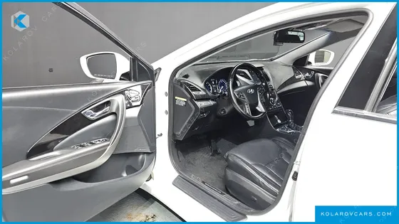 HYUNDAI GRANDEUR HG240 MODERN