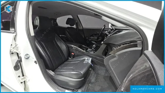 HYUNDAI GRANDEUR HG240 MODERN