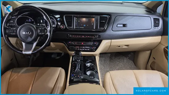 KIA CARNIVAL 7-SEATER HI-LIMOUSINE