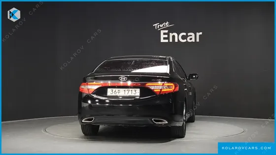HYUNDAI GRANDEUR HG240 LUXURY