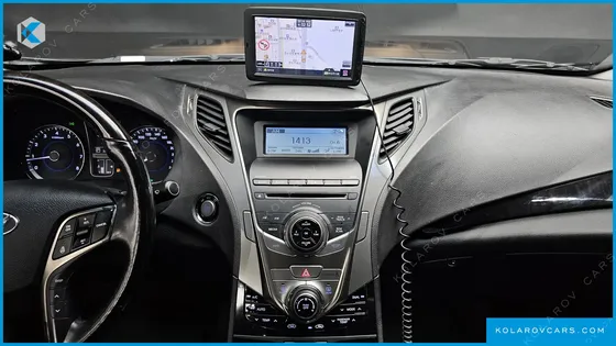 HYUNDAI GRANDEUR HG240 LUXURY