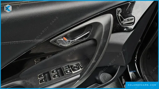 HYUNDAI GRANDEUR HG240 LUXURY