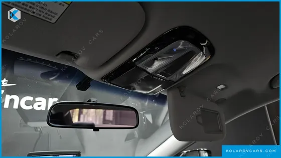 HYUNDAI GRANDEUR HG240 LUXURY