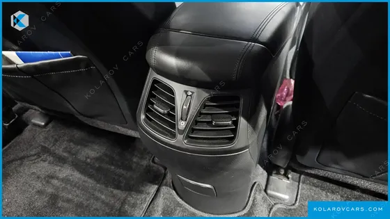 HYUNDAI GRANDEUR HG240 LUXURY