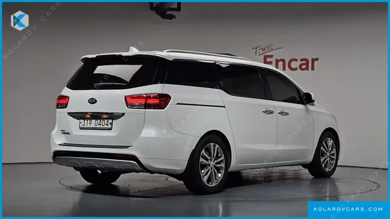 KIA CARNIVAL 9-SEATER PRESTIGE
