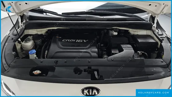 KIA CARNIVAL 9-SEATER PRESTIGE