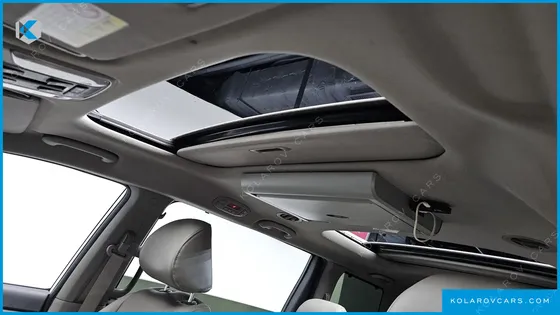 KIA CARNIVAL 9-SEATER PRESTIGE