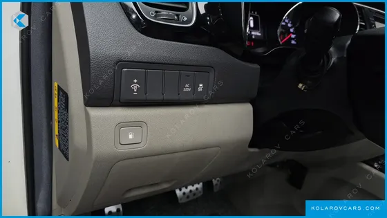 KIA CARNIVAL 9-SEATER PRESTIGE