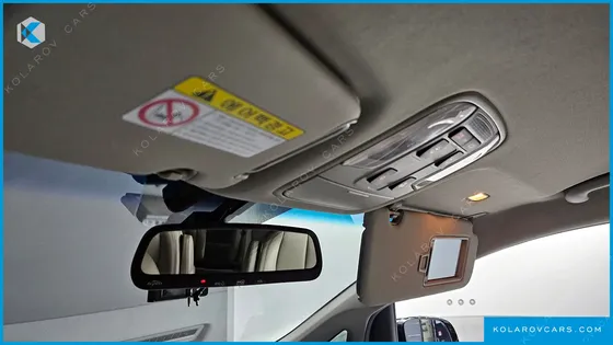 KIA CARNIVAL 9-SEATER NOBLESSE