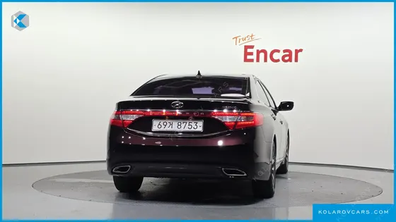 HYUNDAI GRANDEUR HG240 LUXURY