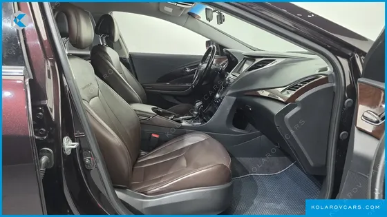 HYUNDAI GRANDEUR HG240 LUXURY
