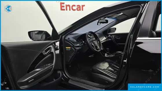 HYUNDAI GRANDEUR HG240 LUXURY