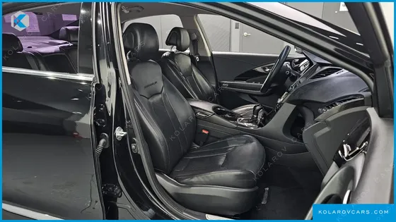 HYUNDAI GRANDEUR HG240 LUXURY