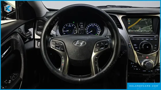 HYUNDAI GRANDEUR HG240 LUXURY