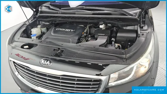 KIA CARNIVAL 9-SEATER PRESTIGE