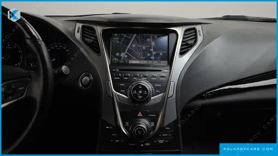 HYUNDAI GRANDEUR HG240 MODERN