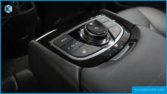 HYUNDAI GRANDEUR HG240 MODERN