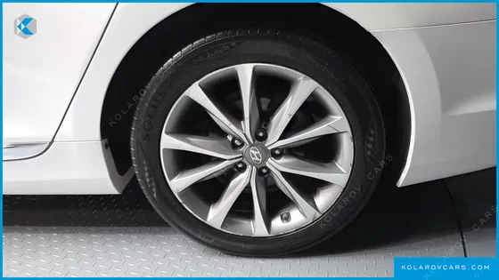 HYUNDAI GRANDEUR HG220 DIESEL PREMIUM