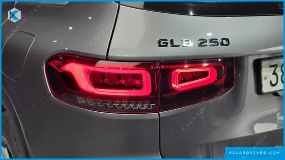 MERCEDES GLB-CLASS GLB250 4MATIC