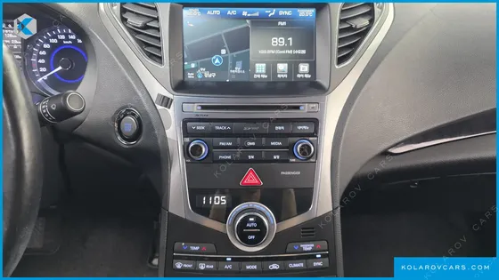 HYUNDAI GRANDEUR HG240 MODERN COLLECTION