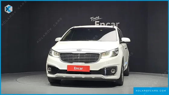 KIA CARNIVAL GASOLINE 9-SEATER NOBLESSE