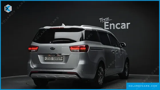 KIA CARNIVAL 9-SEATER PRESTIGE
