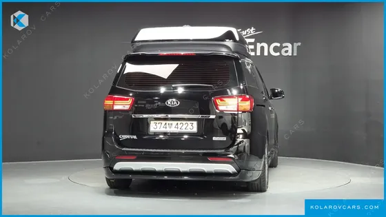KIA CARNIVAL GASOLINE 9-SEATER HI-LIMOUSINE